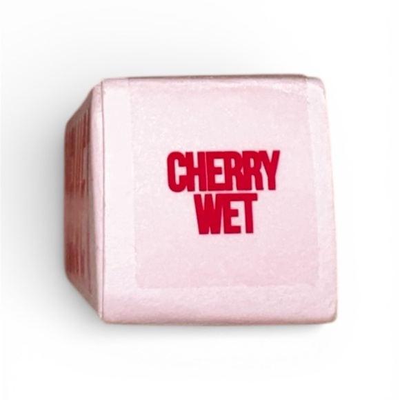 Jeffree Star Velvet Trap Lipstick in Cherry Wet 🍒 - Picture 5 of 6